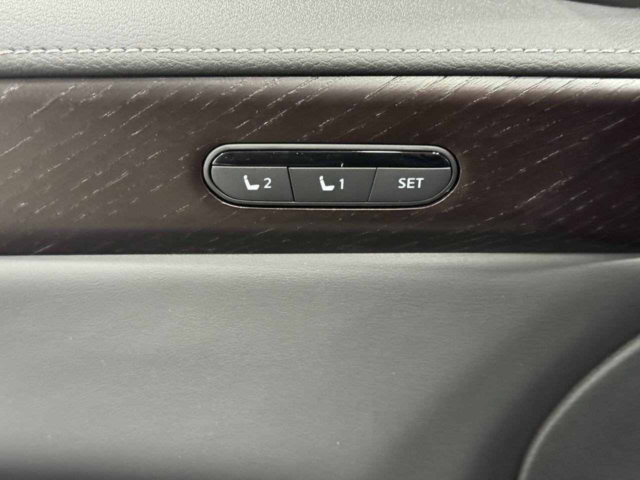 INFINITI QX60 Vehicle Full-screen Gallery Image 25