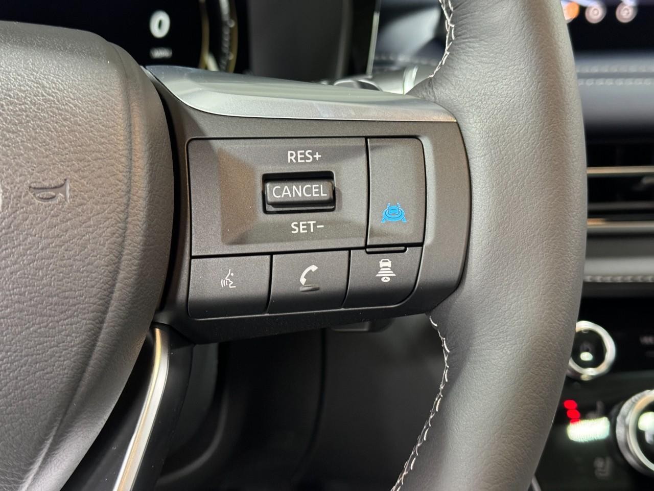 INFINITI QX60 Vehicle Full-screen Gallery Image 33