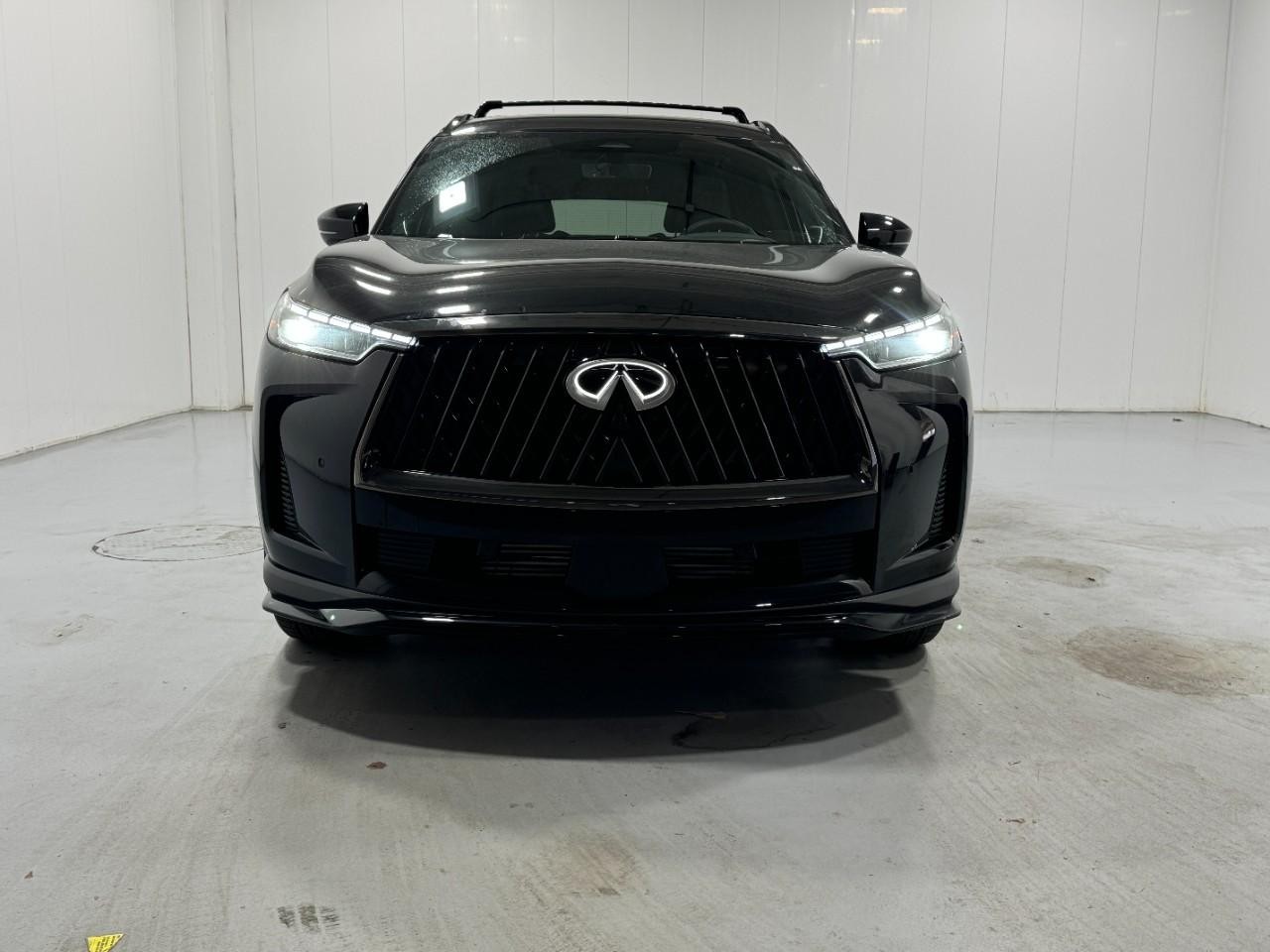 INFINITI QX60 Vehicle Full-screen Gallery Image 7