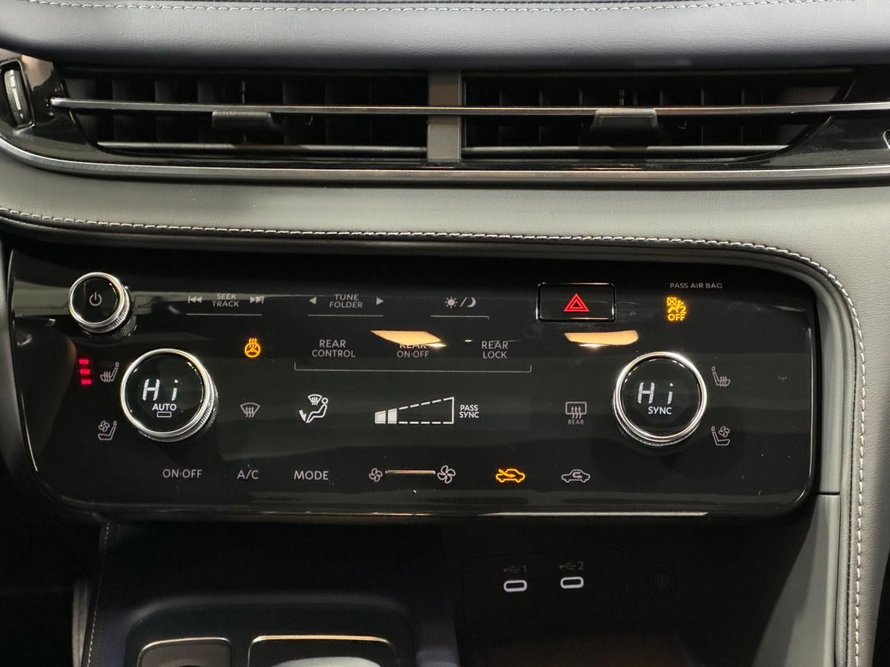 INFINITI QX60 Vehicle Full-screen Gallery Image 18