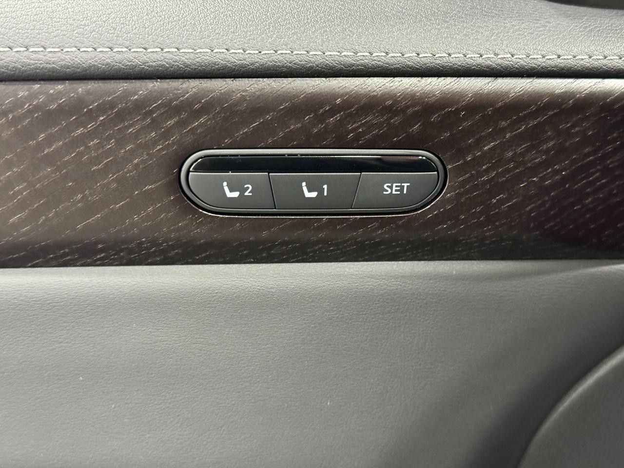 INFINITI QX60 Vehicle Full-screen Gallery Image 25