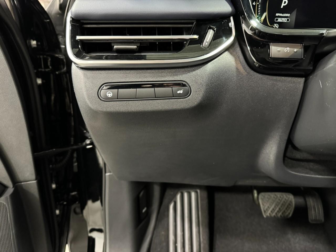 INFINITI QX60 Vehicle Full-screen Gallery Image 31