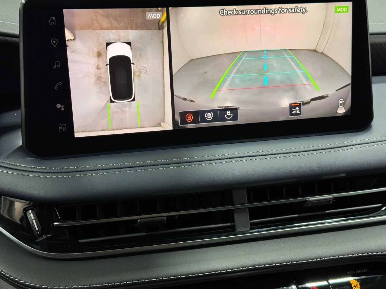 INFINITI QX60 Vehicle Full-screen Gallery Image 35