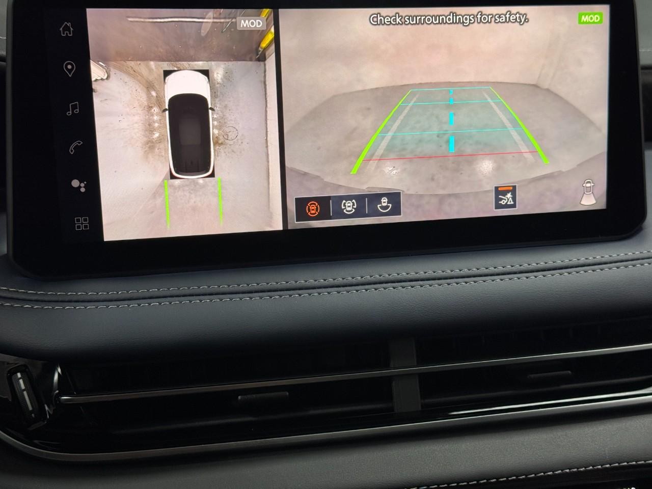 INFINITI QX60 Vehicle Full-screen Gallery Image 35