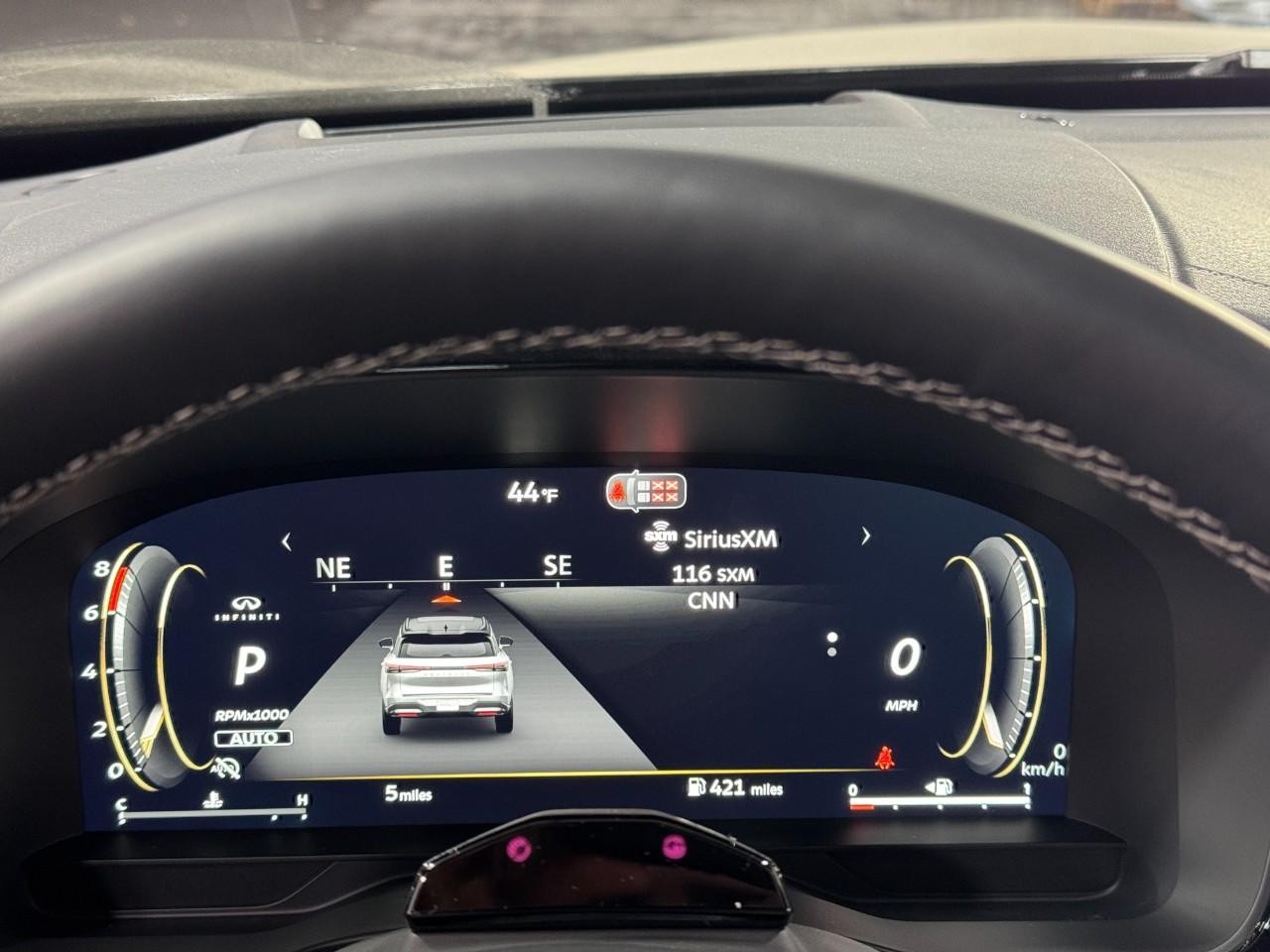 INFINITI QX60 Vehicle Full-screen Gallery Image 35