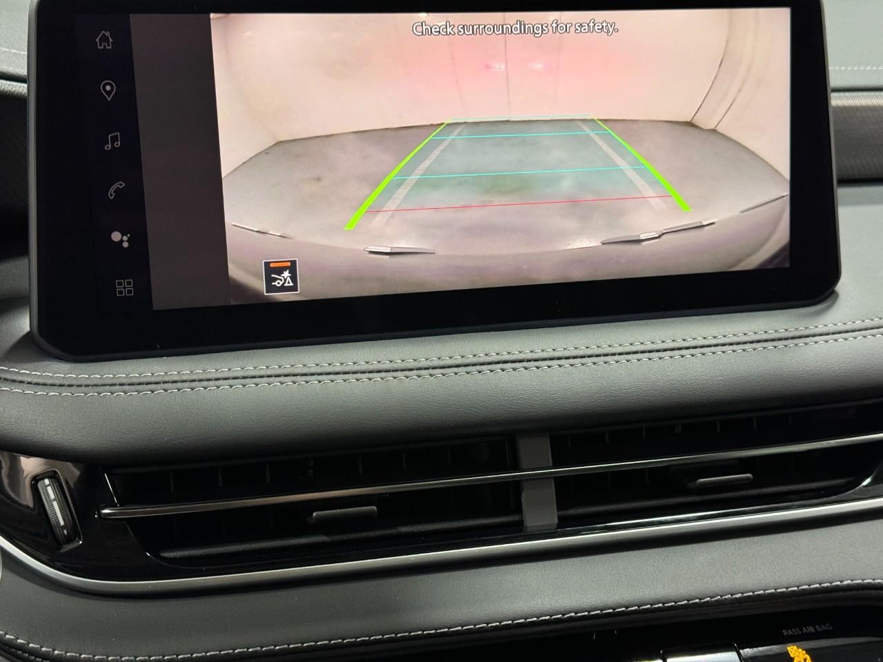 INFINITI QX60 Vehicle Full-screen Gallery Image 34