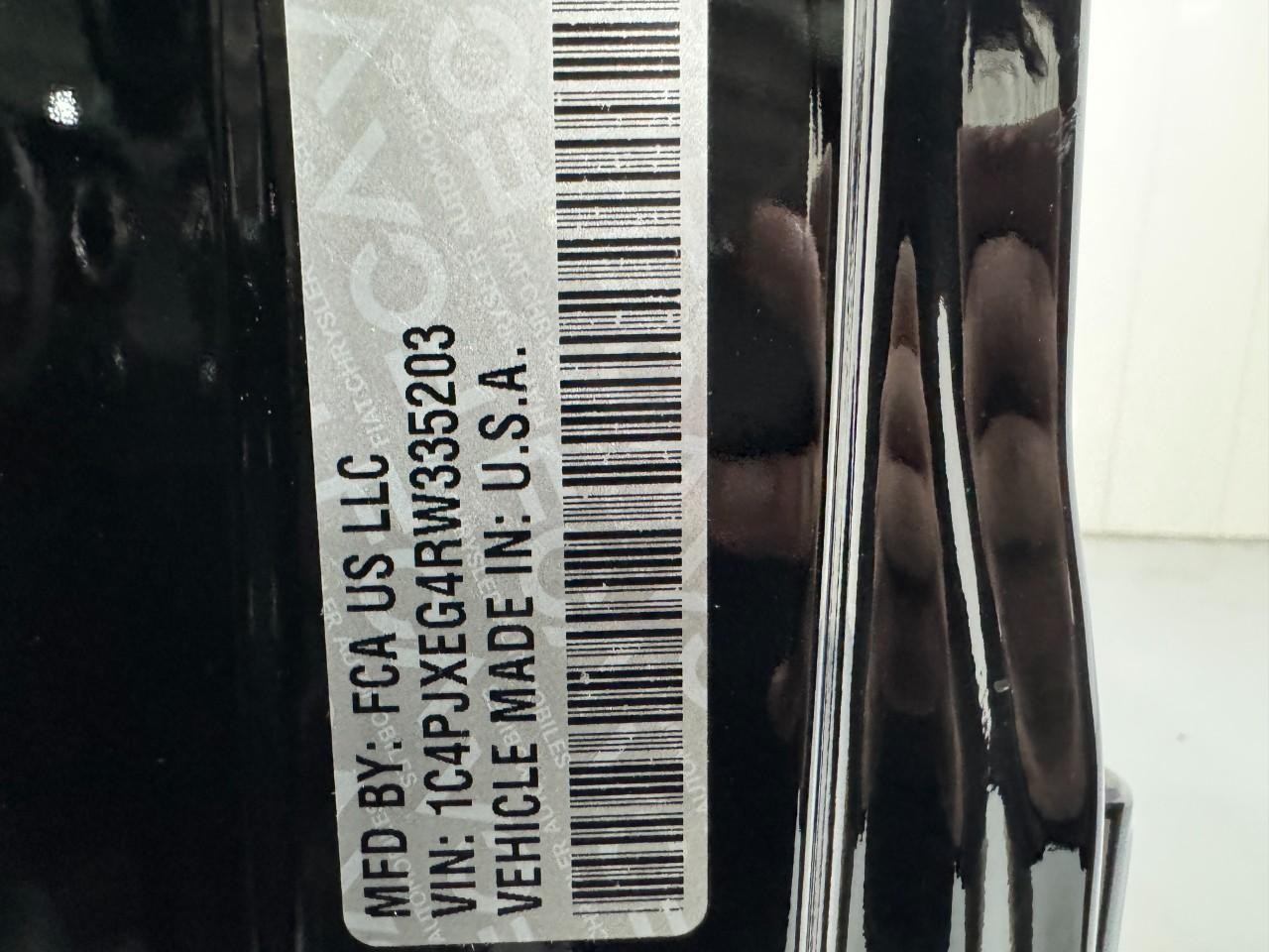 Jeep Wrangler Vehicle Full-screen Gallery Image 30