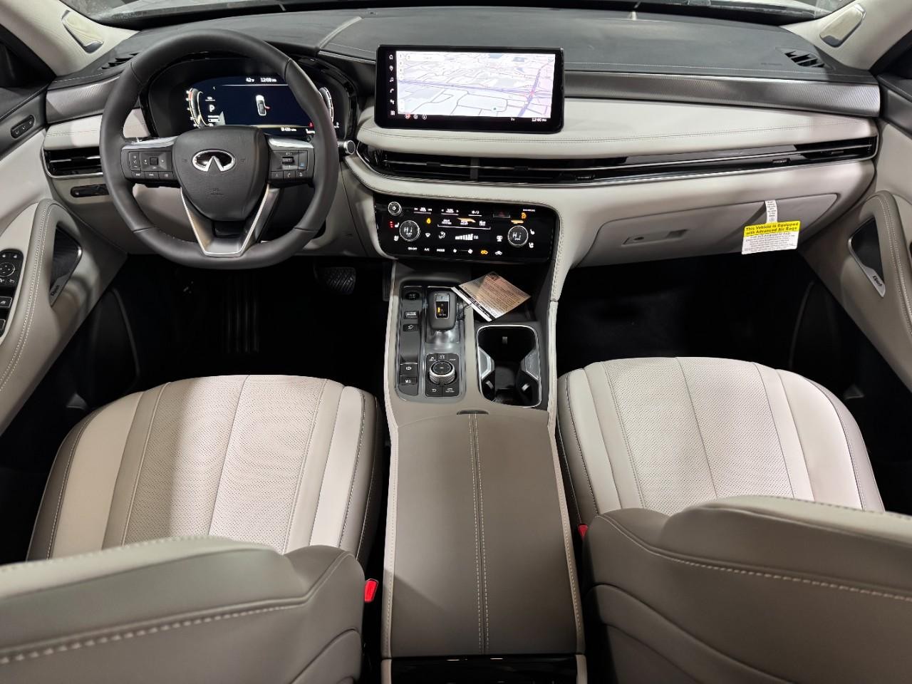 INFINITI QX60 Vehicle Full-screen Gallery Image 15