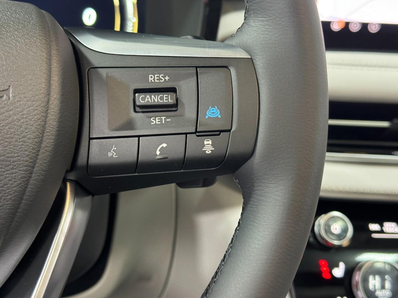 INFINITI QX60 Vehicle Full-screen Gallery Image 33