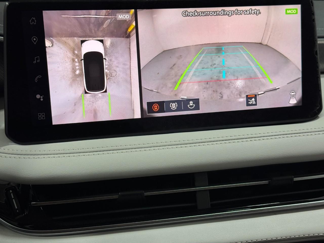 INFINITI QX60 Vehicle Full-screen Gallery Image 35