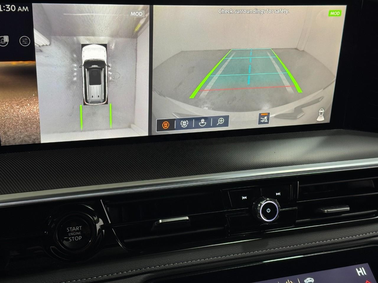 INFINITI QX80 Vehicle Full-screen Gallery Image 34