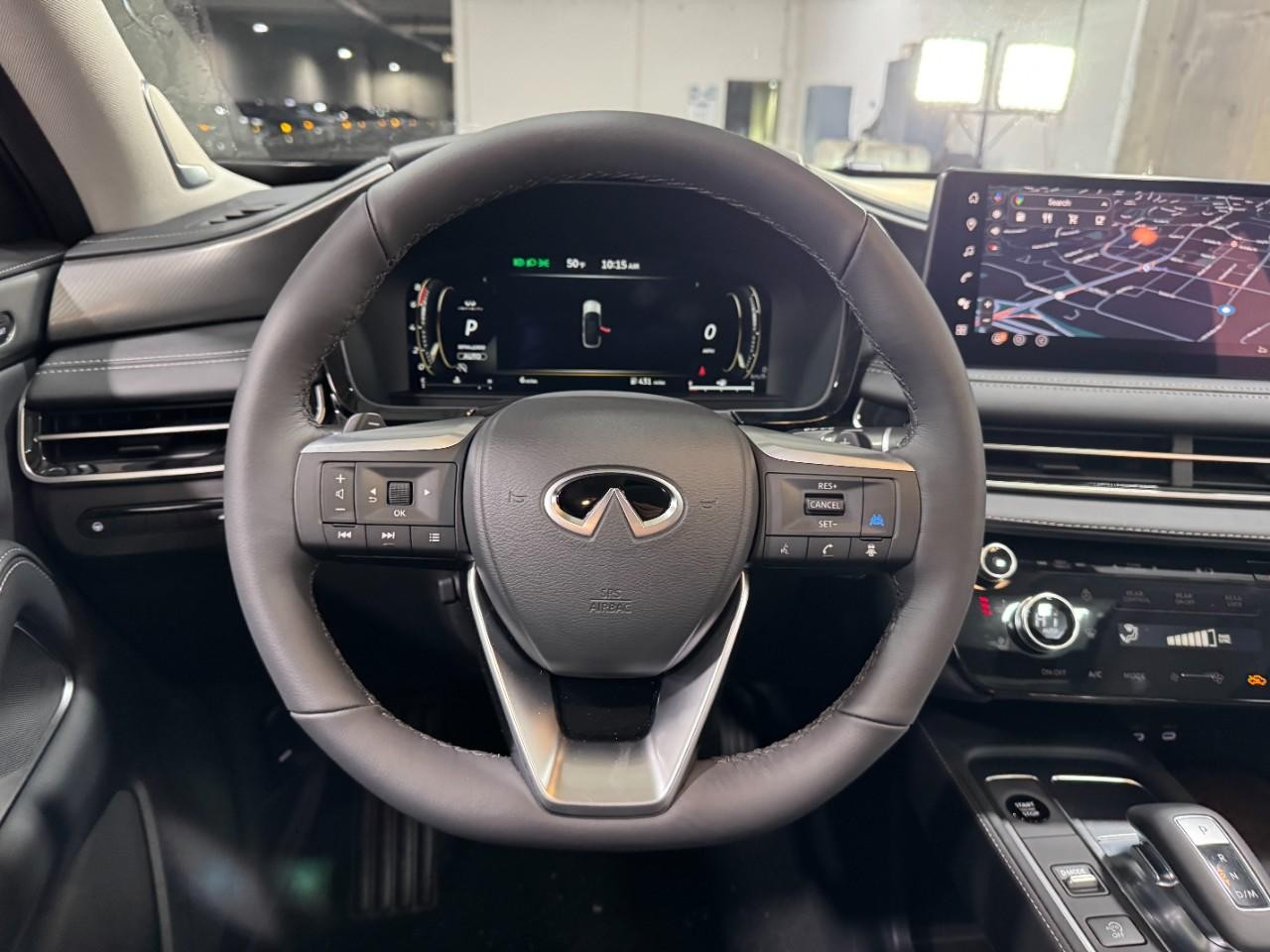INFINITI QX60 Vehicle Full-screen Gallery Image 16