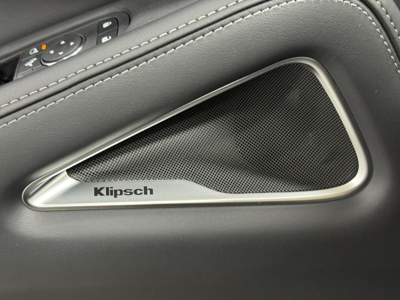 INFINITI QX60 Vehicle Full-screen Gallery Image 27