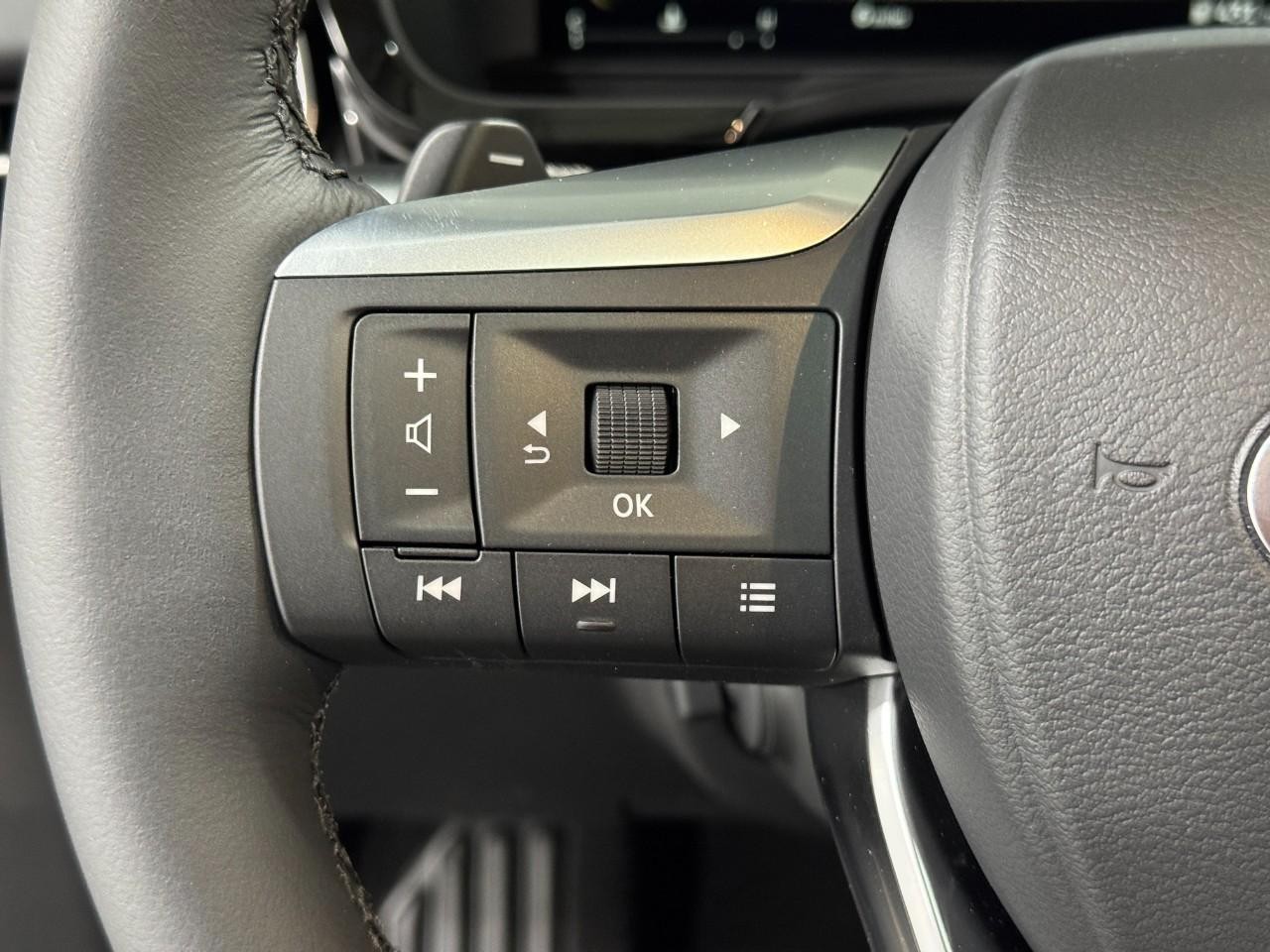 INFINITI QX60 Vehicle Full-screen Gallery Image 31