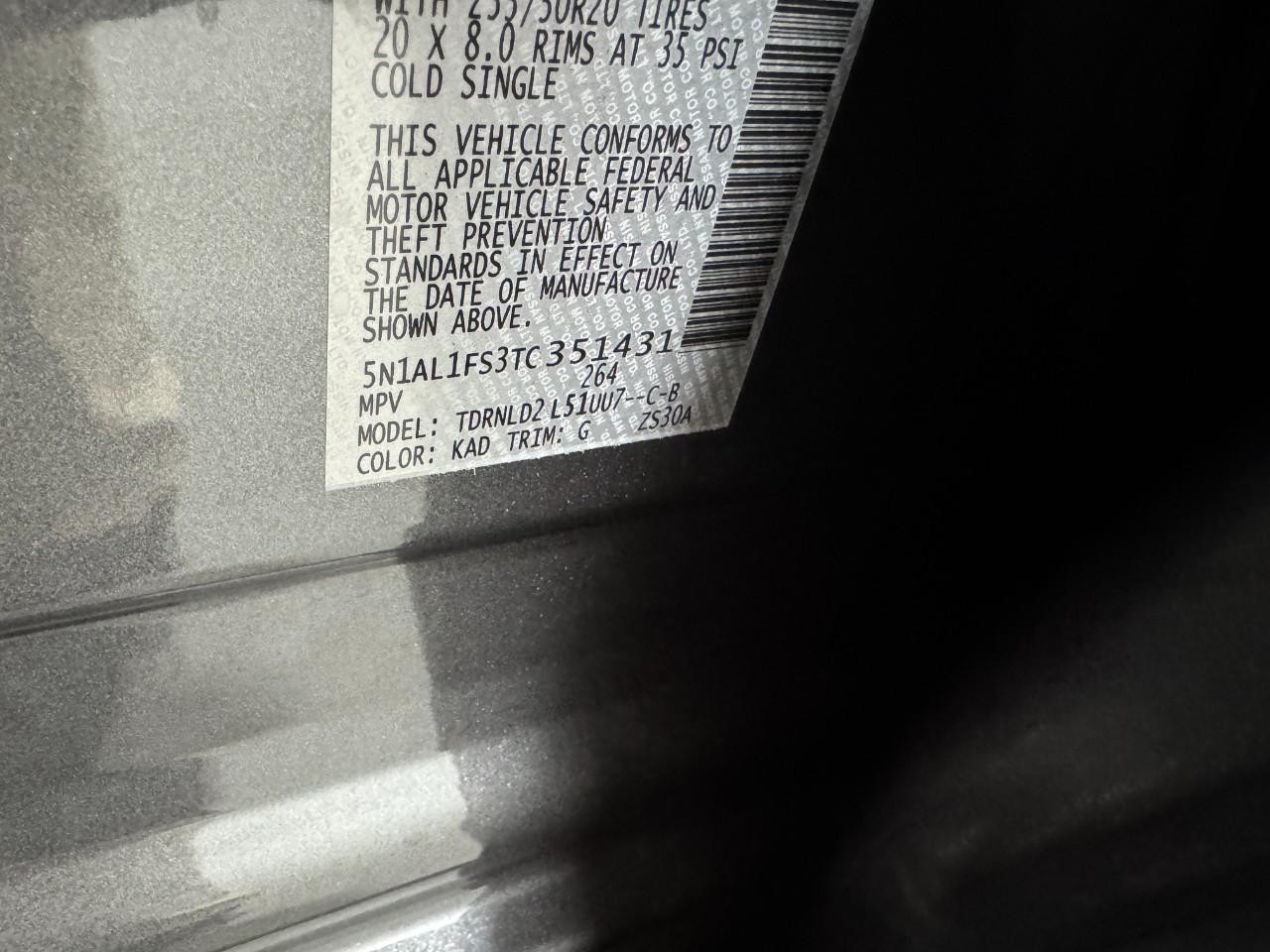 INFINITI QX60 Vehicle Full-screen Gallery Image 35