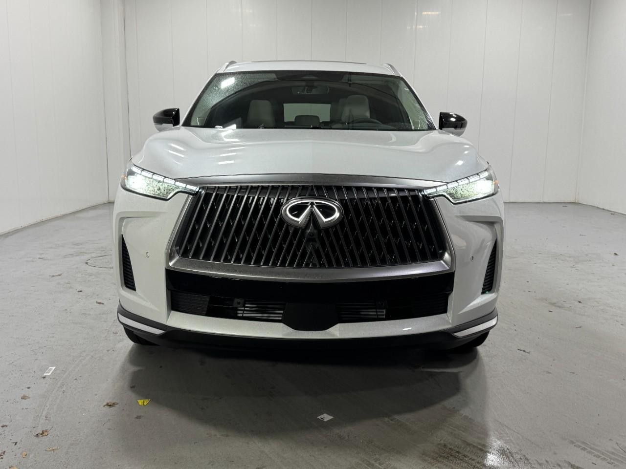 INFINITI QX60 Vehicle Full-screen Gallery Image 7