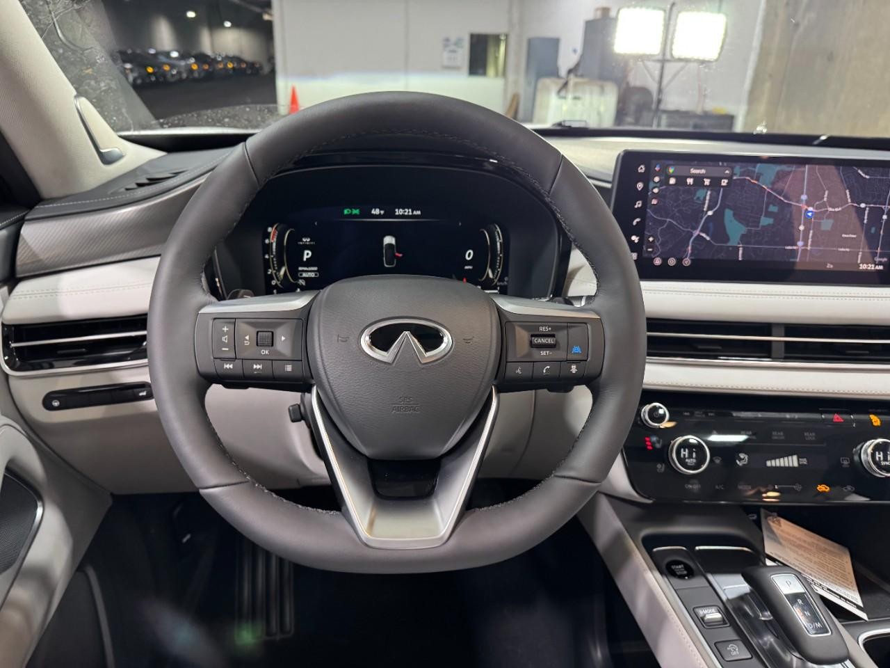 INFINITI QX60 Vehicle Full-screen Gallery Image 16