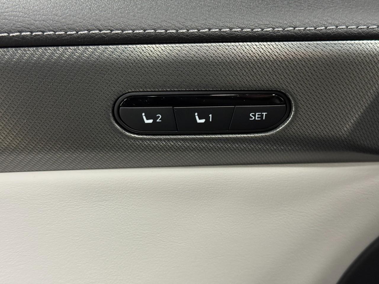 INFINITI QX60 Vehicle Full-screen Gallery Image 25