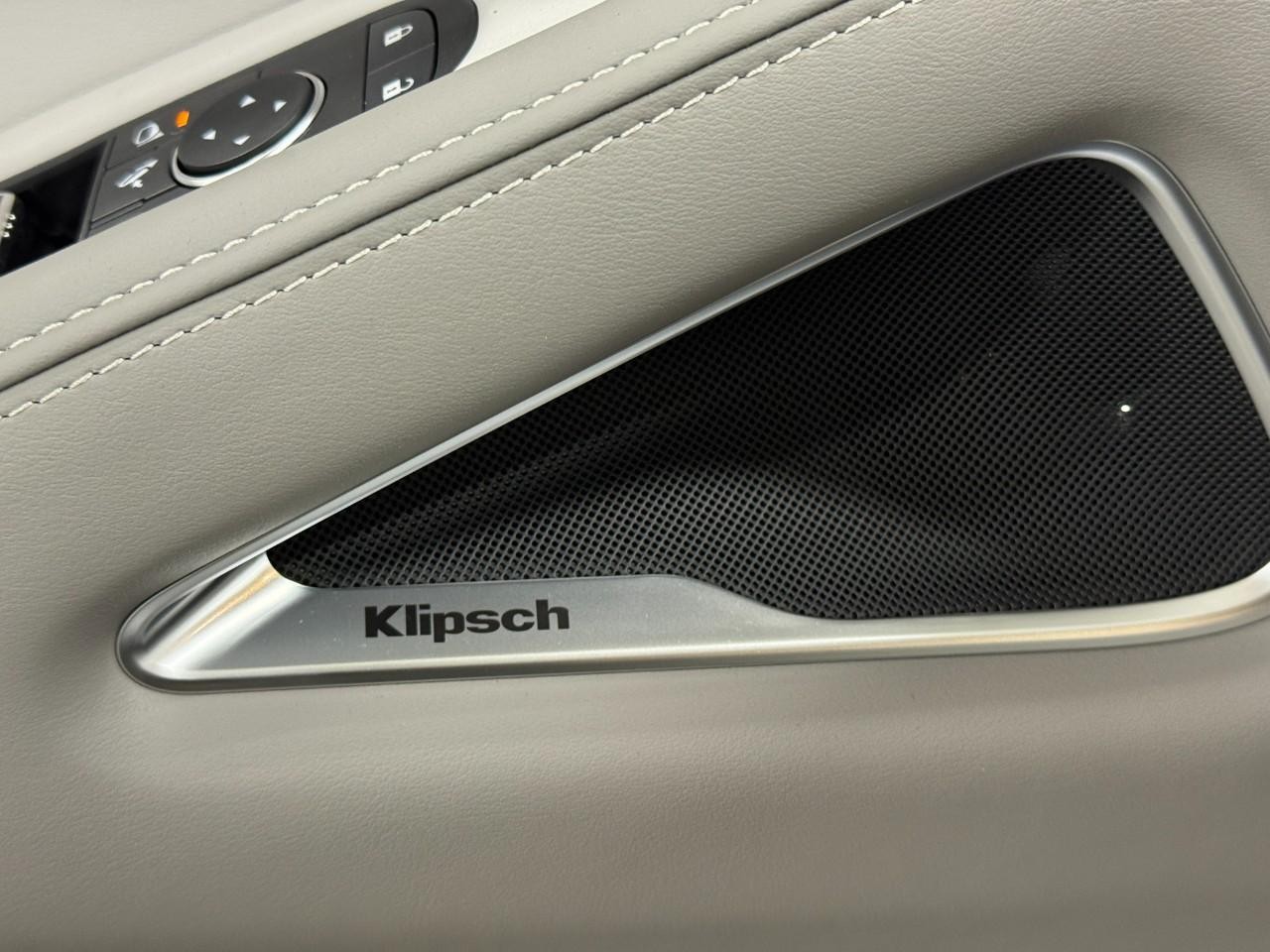 INFINITI QX60 Vehicle Full-screen Gallery Image 27