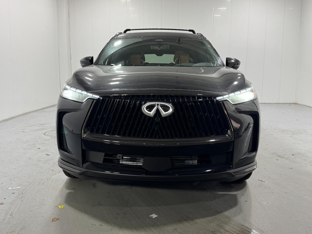 INFINITI QX60 Vehicle Full-screen Gallery Image 7