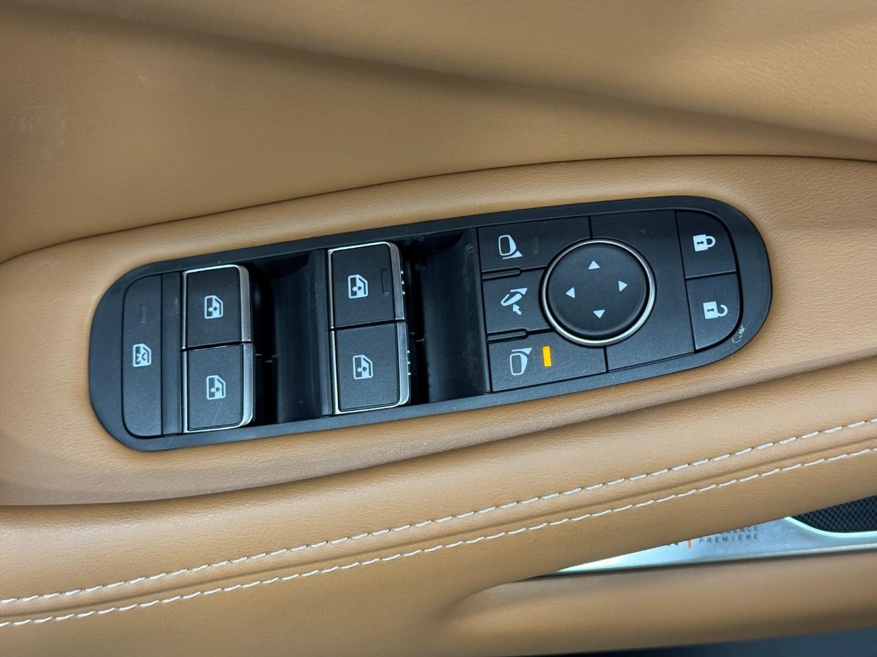 INFINITI QX60 Vehicle Full-screen Gallery Image 27