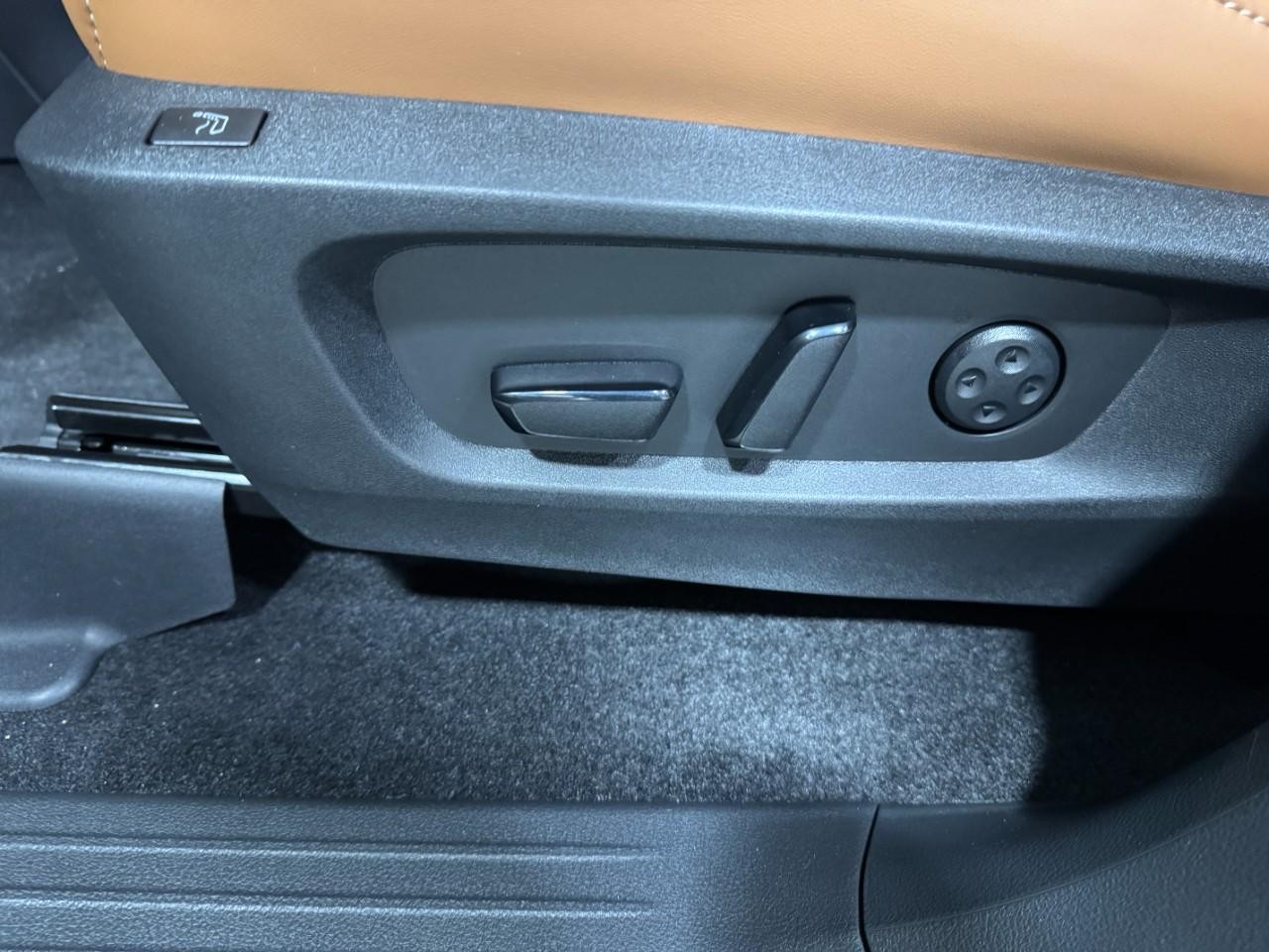 INFINITI QX60 Vehicle Full-screen Gallery Image 31