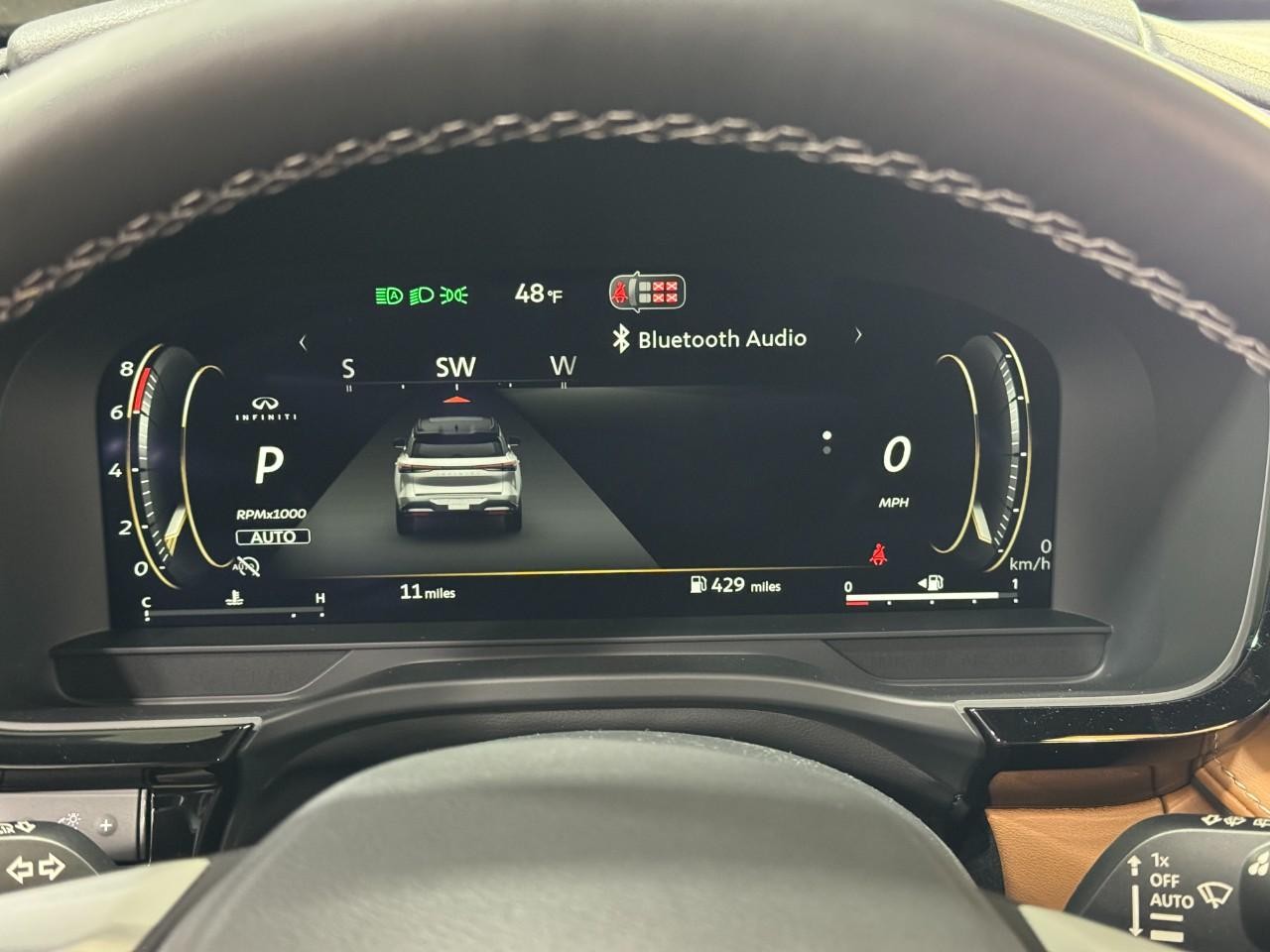 INFINITI QX60 Vehicle Full-screen Gallery Image 35