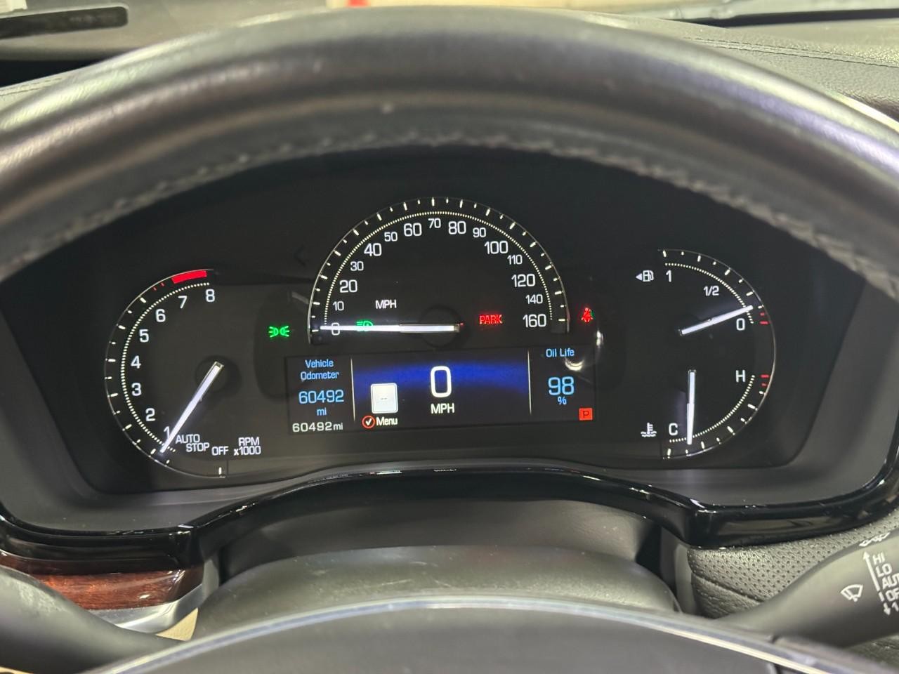 Cadillac XT5 Vehicle Full-screen Gallery Image 33