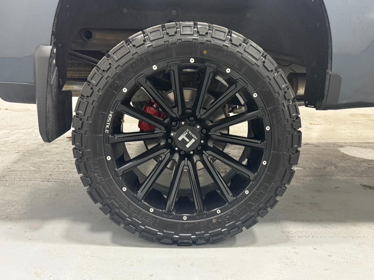 Chevrolet Silverado 1500 Vehicle Full-screen Gallery Image 5