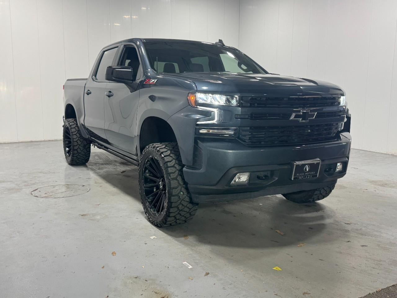 Chevrolet Silverado 1500 Vehicle Full-screen Gallery Image 6