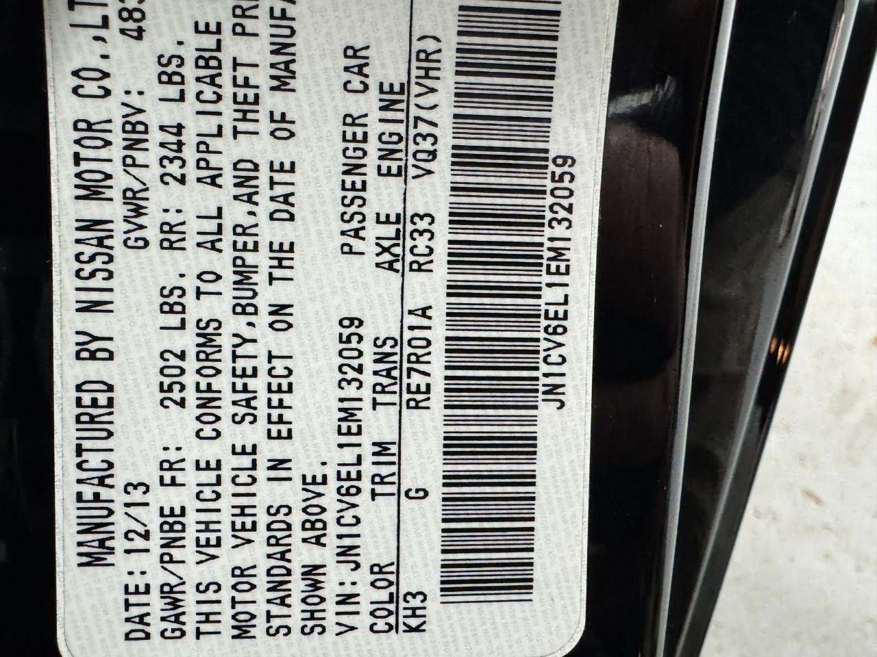 INFINITI Q60 Coupe Vehicle Full-screen Gallery Image 35