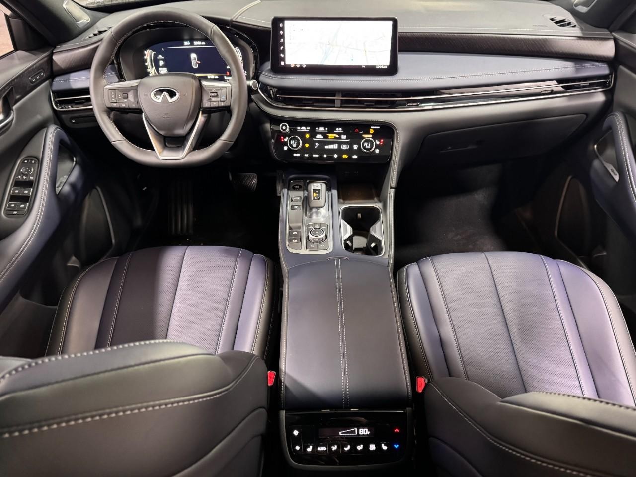 INFINITI QX60 Vehicle Full-screen Gallery Image 15