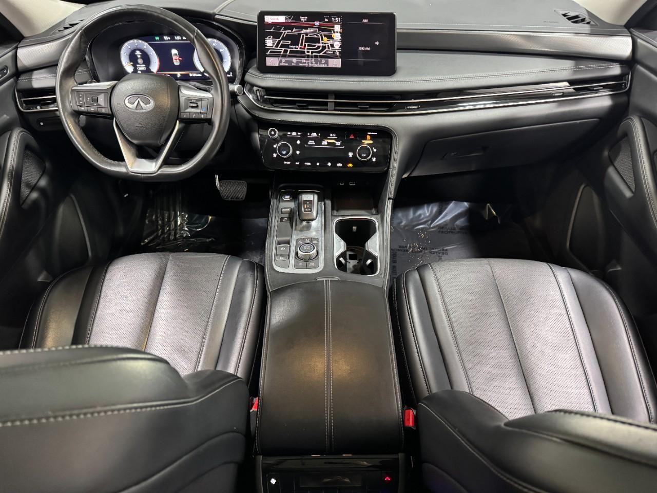 INFINITI QX60 Vehicle Full-screen Gallery Image 15
