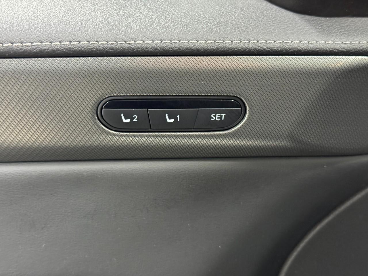 INFINITI QX60 Vehicle Full-screen Gallery Image 25