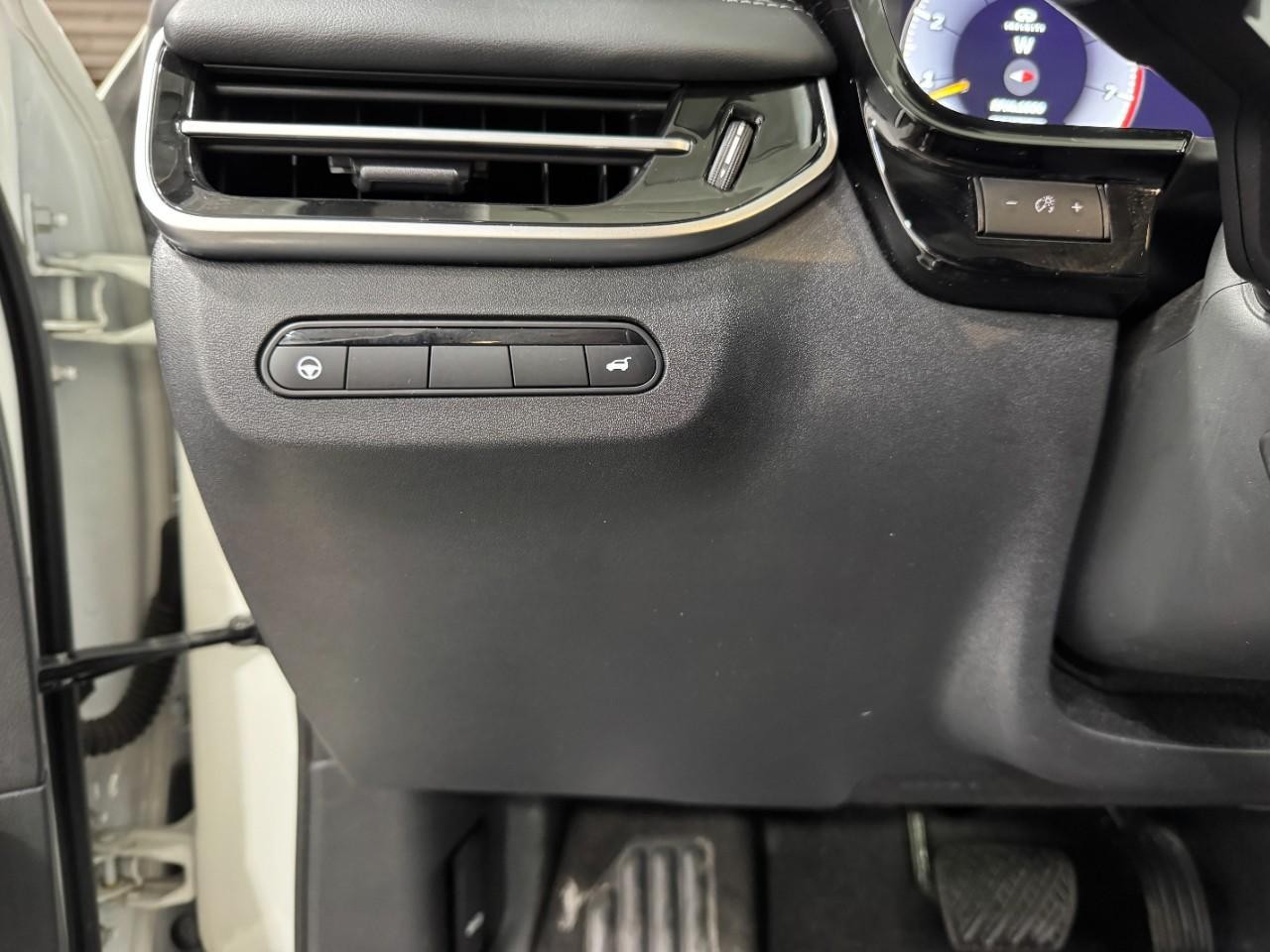 INFINITI QX60 Vehicle Full-screen Gallery Image 30