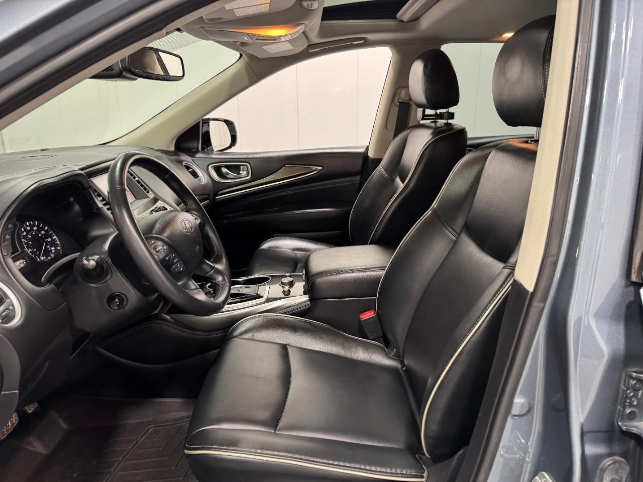 INFINITI QX60 Vehicle Full-screen Gallery Image 28