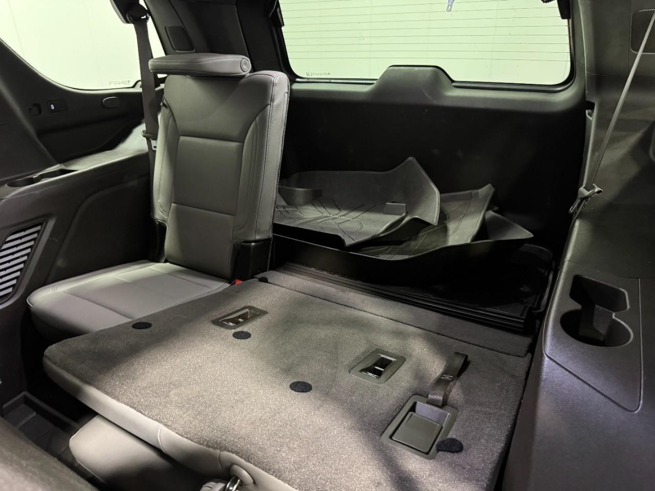 Chevrolet Tahoe Vehicle Full-screen Gallery Image 8