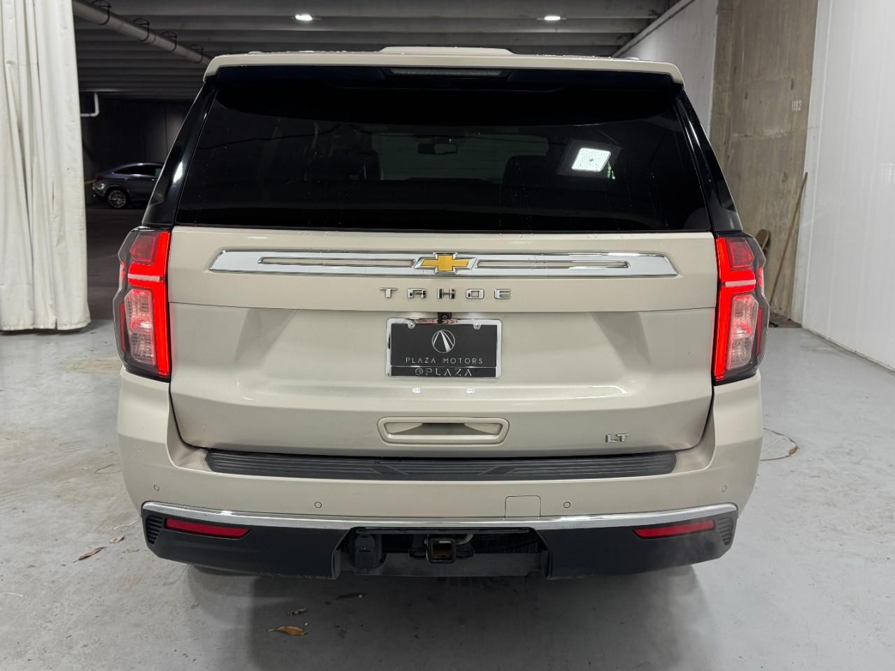 Chevrolet Tahoe Vehicle Full-screen Gallery Image 10