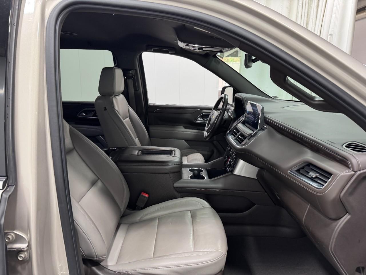 Chevrolet Tahoe Vehicle Full-screen Gallery Image 20