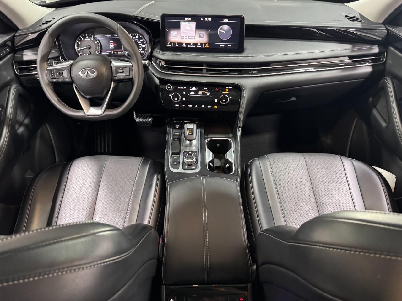 INFINITI QX60 Vehicle Full-screen Gallery Image 15