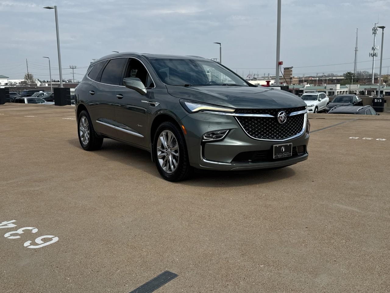 Buick Enclave Vehicle Full-screen Gallery Image 6