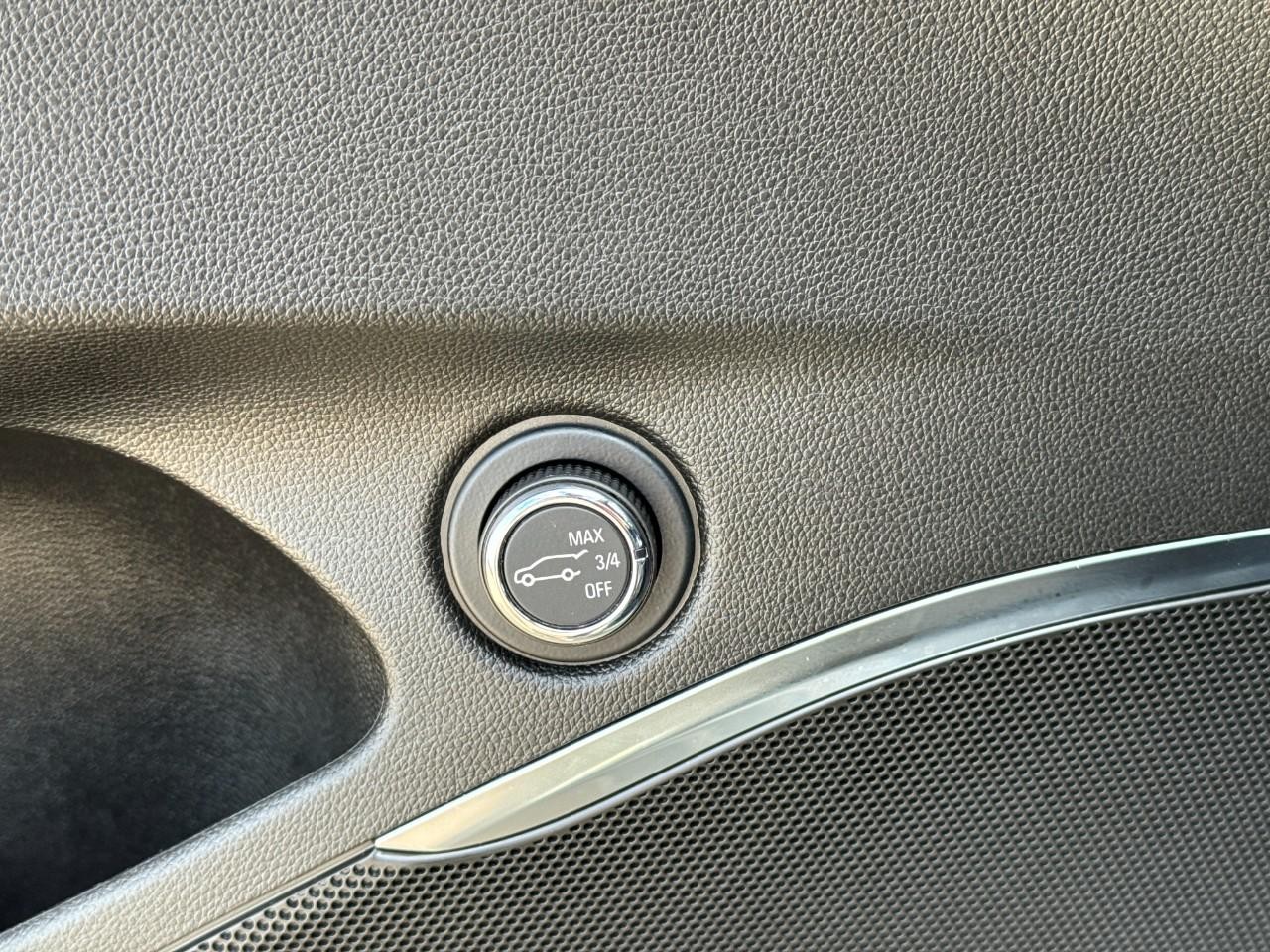 Buick Enclave Vehicle Full-screen Gallery Image 29