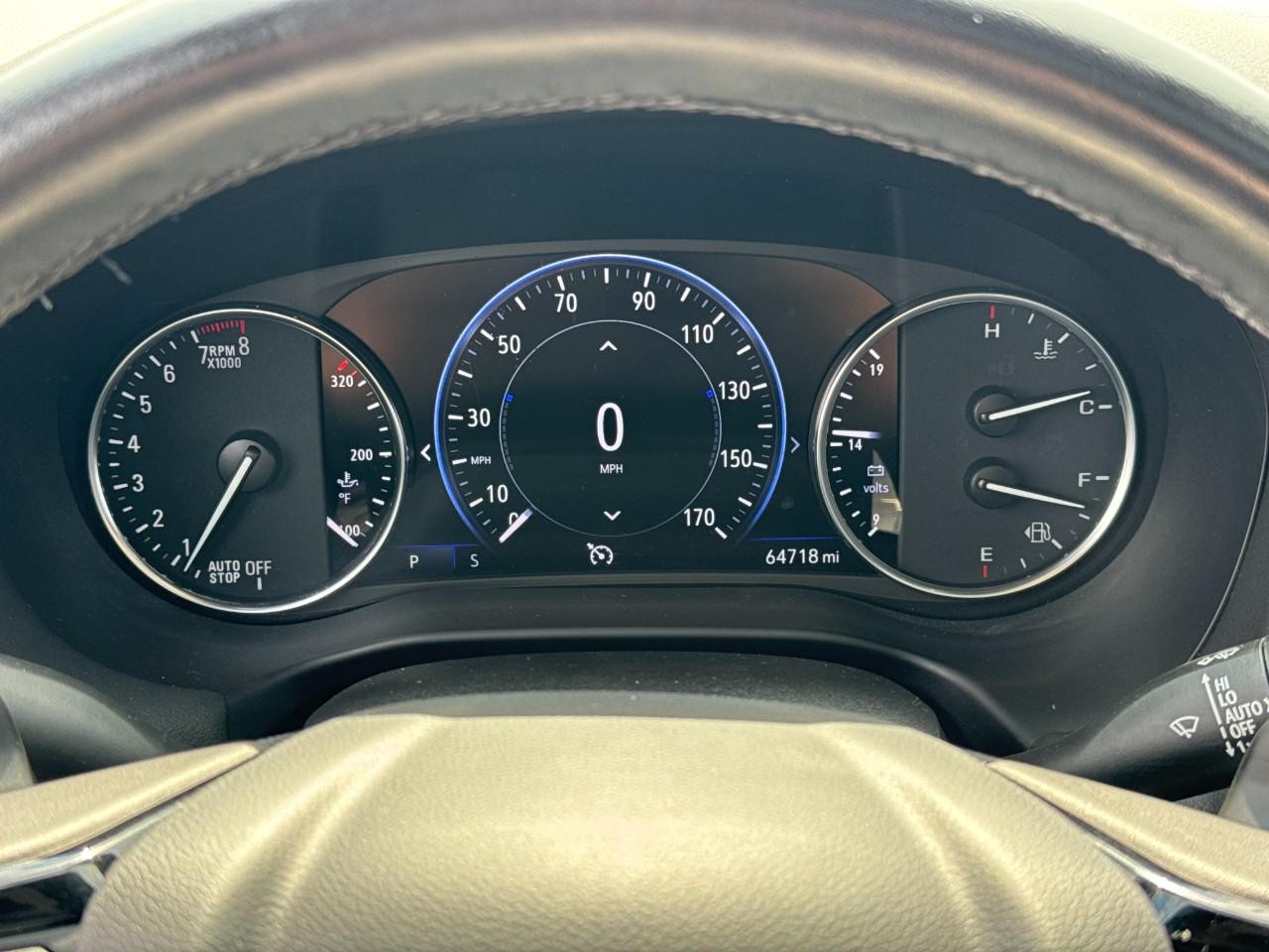 Buick Enclave Vehicle Full-screen Gallery Image 37