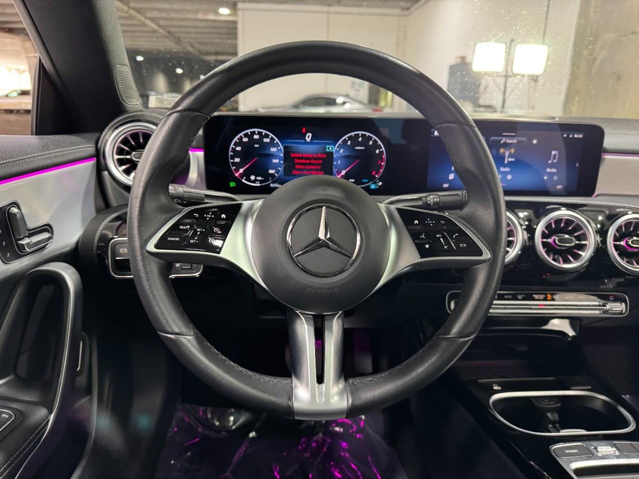 Mercedes-Benz CLA Vehicle Full-screen Gallery Image 13