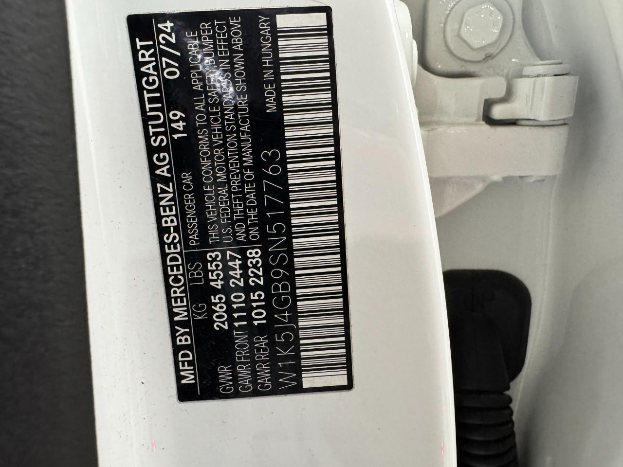 Mercedes-Benz CLA Vehicle Full-screen Gallery Image 37