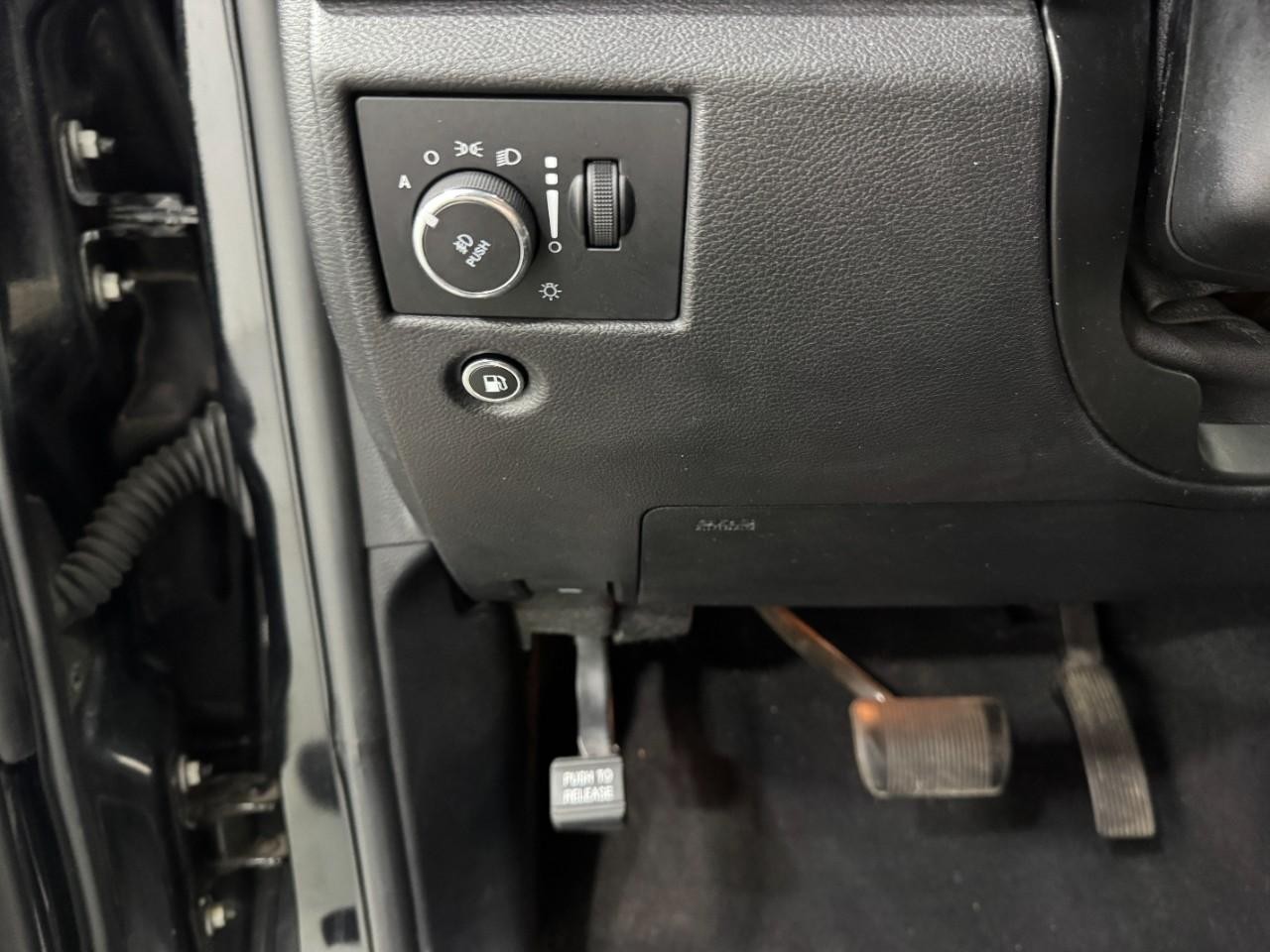 Jeep Grand Cherokee Vehicle Full-screen Gallery Image 27