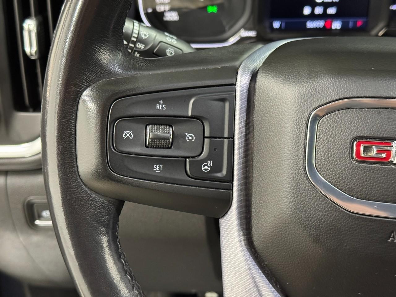 GMC Sierra 1500 Vehicle Full-screen Gallery Image 27