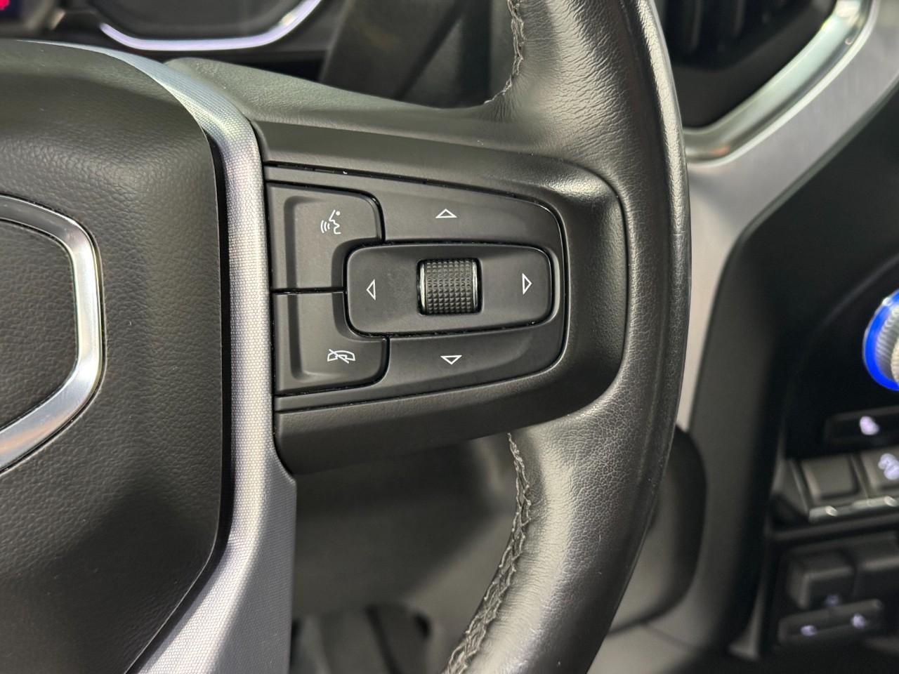 GMC Sierra 1500 Vehicle Full-screen Gallery Image 28