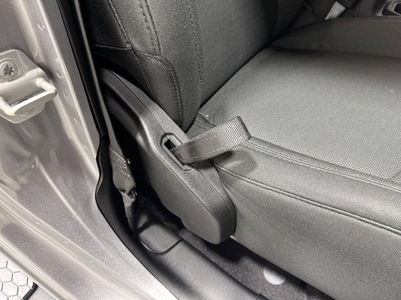 Jeep Wrangler Vehicle Full-screen Gallery Image 19