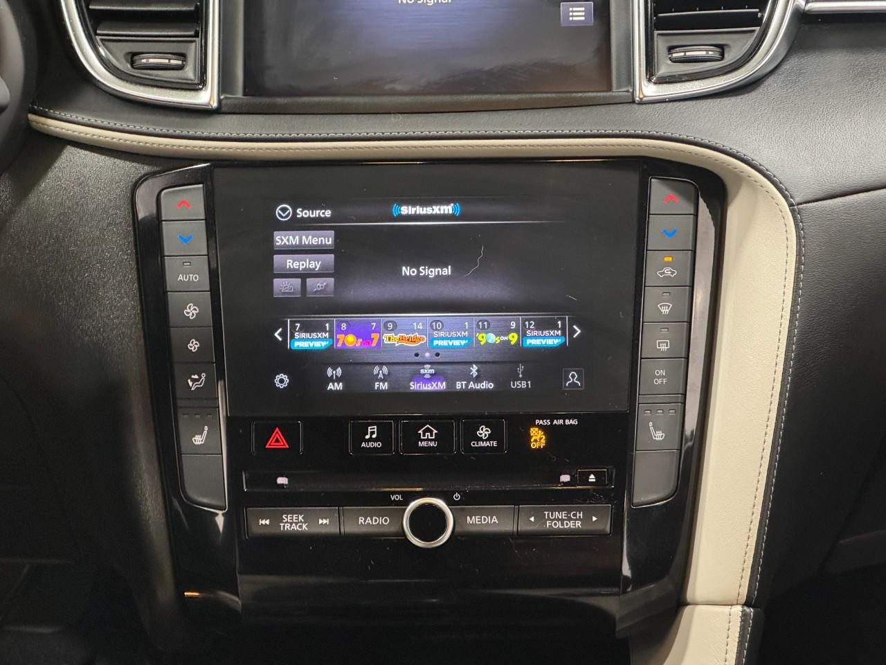 INFINITI QX55 Vehicle Full-screen Gallery Image 15